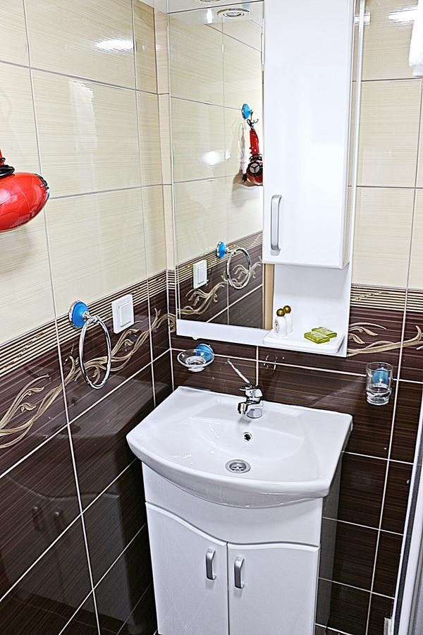 Hotel Ultra Star Skopje Extérieur photo