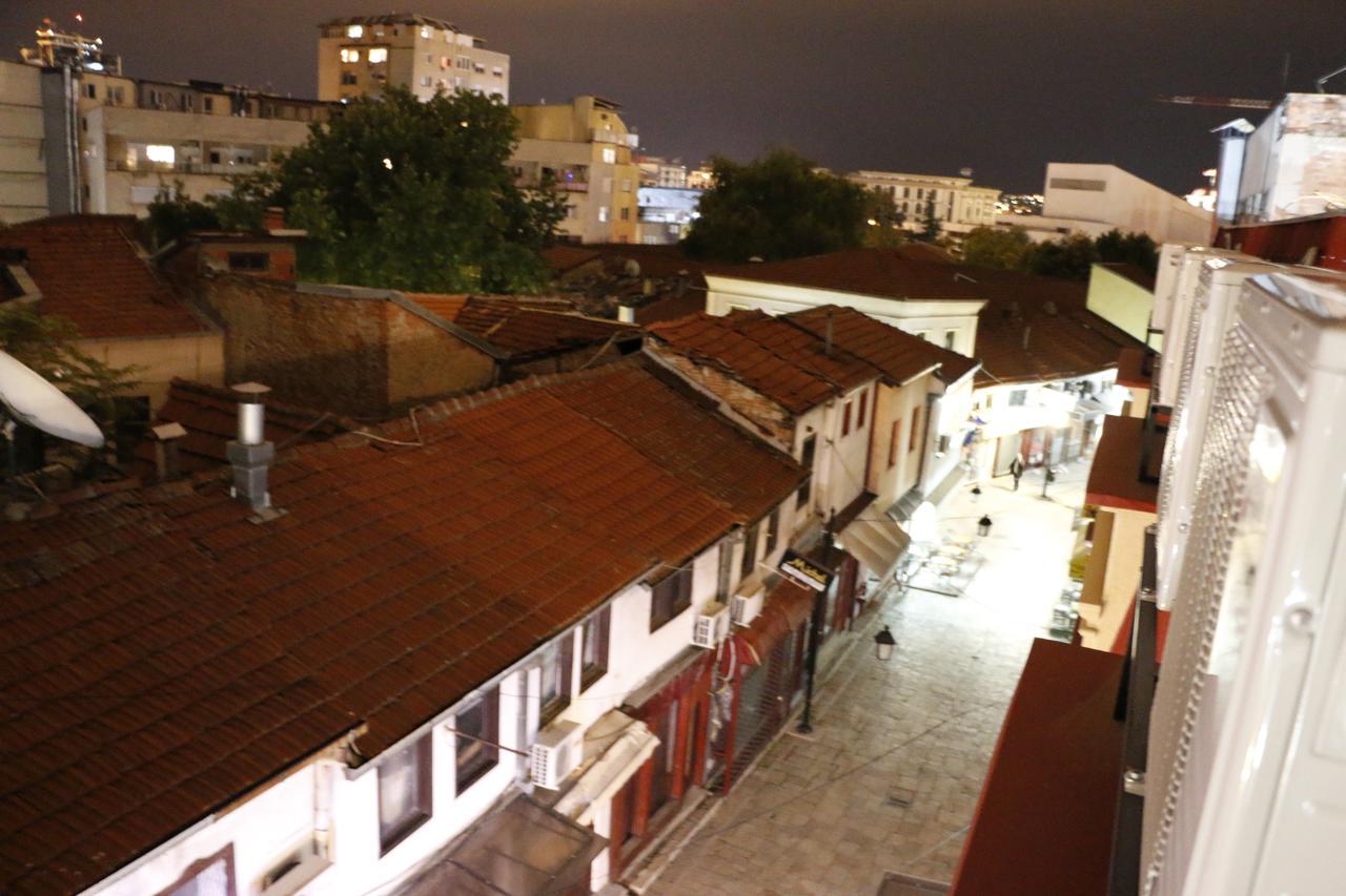 Hotel Ultra Star Skopje Extérieur photo
